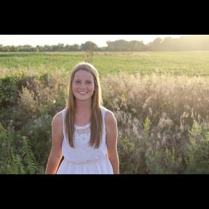 Meet your Posher, Caitlyn